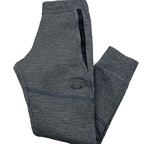 Oakley Other - Oakley Men Drawstring Waist Tech Fleece Gray and Black Joggers Tapered Fit #B046